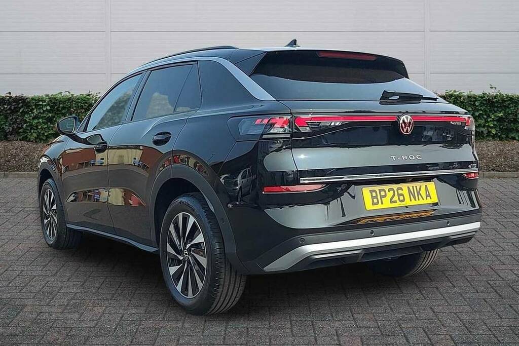 Volkswagen T-Roc 1.5 Etsi 150 Life Dsg BP26NKA Black #3