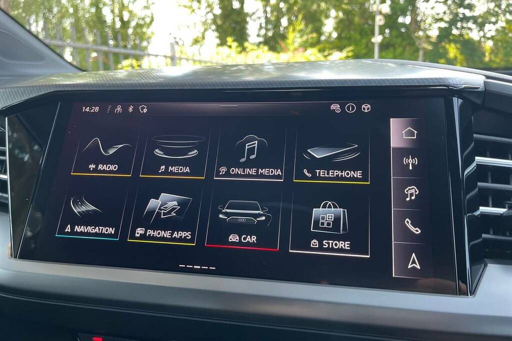 Audi Q4 E Tron 150Kw 40 63Kwh Sport Leather Grey #3