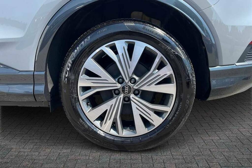 Audi Q4 E Tron 150Kw 40 63Kwh Sport Leather Grey #4