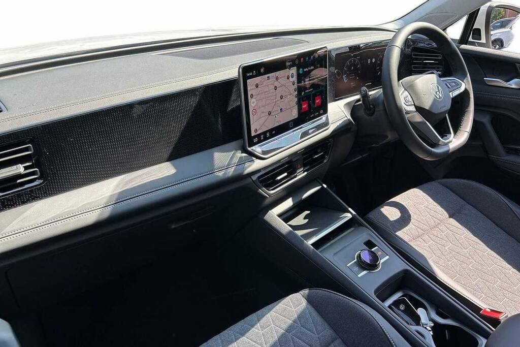 Volkswagen Tiguan 1.5 Etsi Life Dsg VU26CNZ White #2