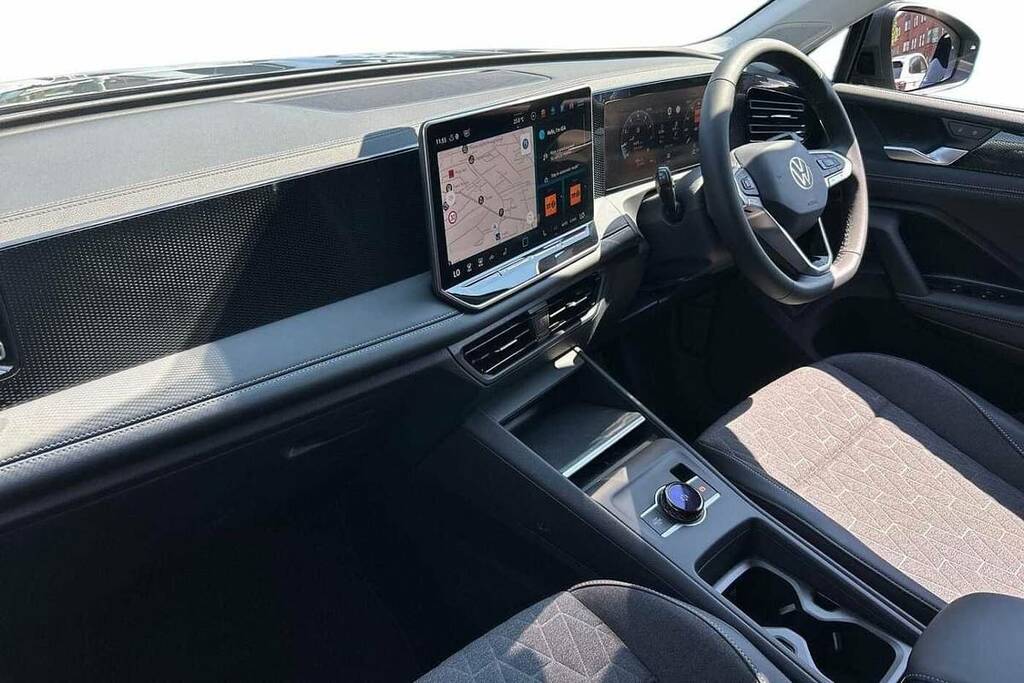 Volkswagen Tiguan 1.5 Etsi 150 Match Dsg VK26YFL Grey #2