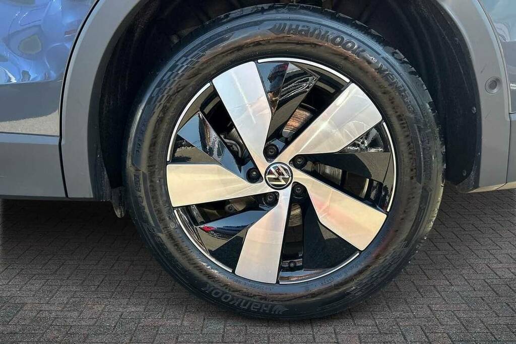 Volkswagen Tiguan 1.5 Etsi 150 Match Dsg VK26YFL Grey #5