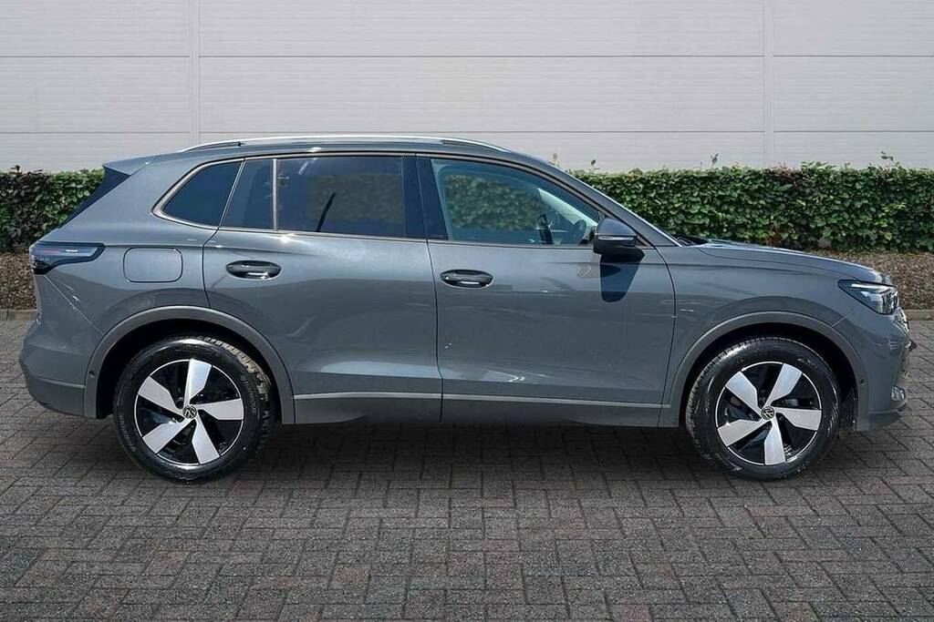 Volkswagen Tiguan 1.5 Etsi 150 Match Dsg VK26YFL Grey #4