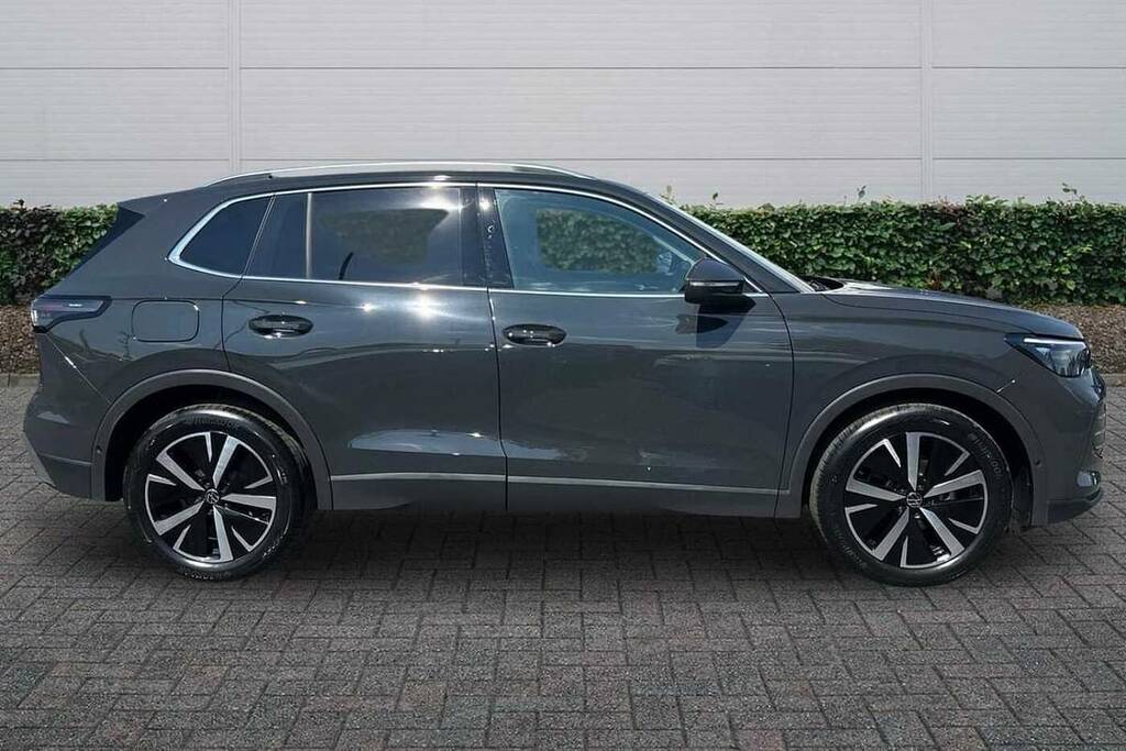 Volkswagen Tiguan 1.5 Etsi 150 Elegance Dsg VK26SUO Grey #4