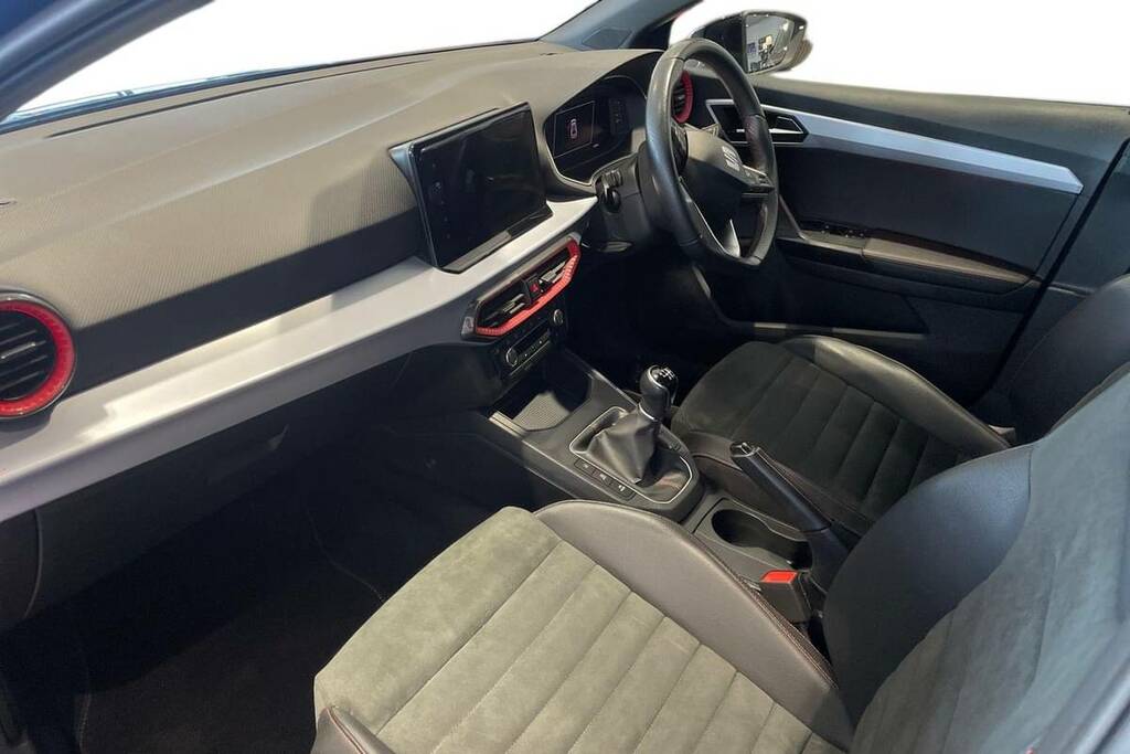 Seat Ibiza 1.0 Tsi 115 Fr Sport Dsg Black #10