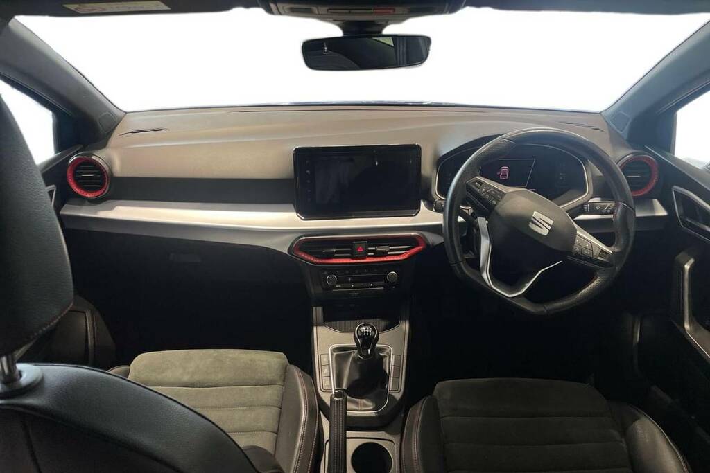 Seat Ibiza 1.0 Tsi 115 Fr Sport Dsg Black #11