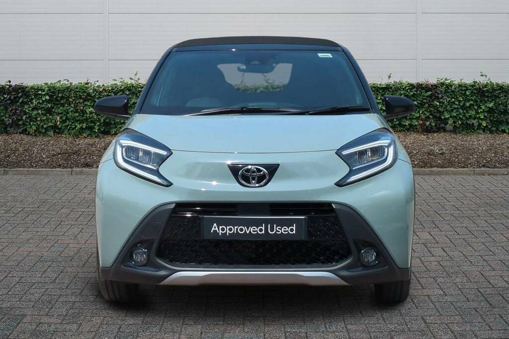 Toyota Aygo X 1.0 Vvt-i Exclusive #3