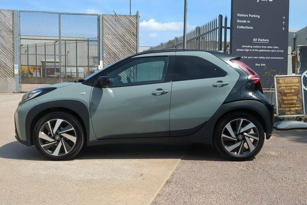 Toyota Aygo X 1.0 Vvt-i Edge #19