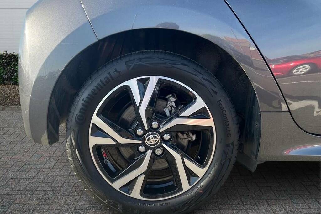 Toyota Yaris 1.5 Hybrid Design Cvt Grey #6