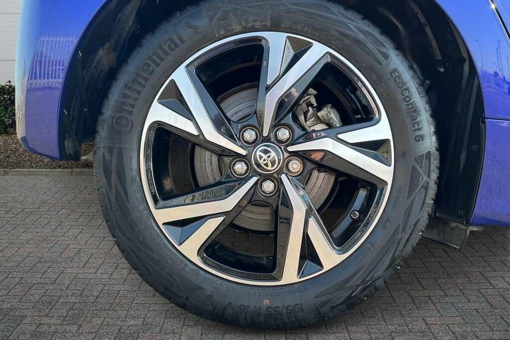 Toyota Yaris 1.5 Hybrid Design Cvt Blue #6