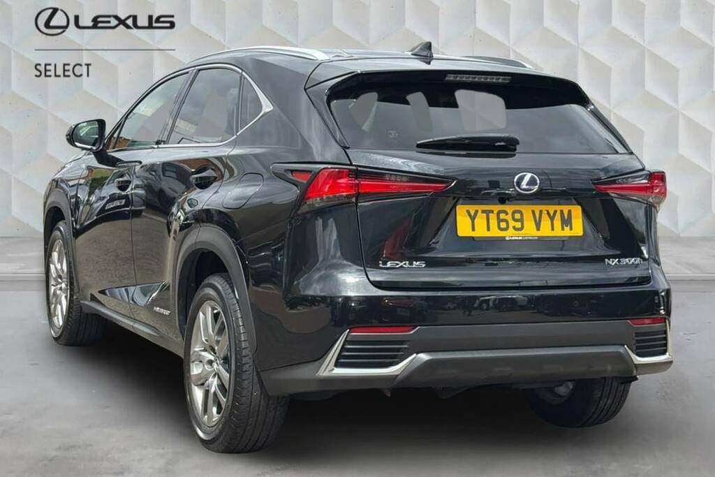 Lexus NX 300H 2.5 Cvt 8 Nav Black #4