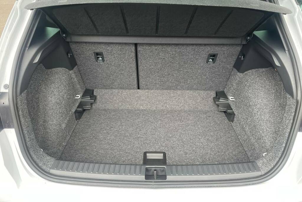 Seat Arona 1.0 Tsi 115 Fr First Edition White #2