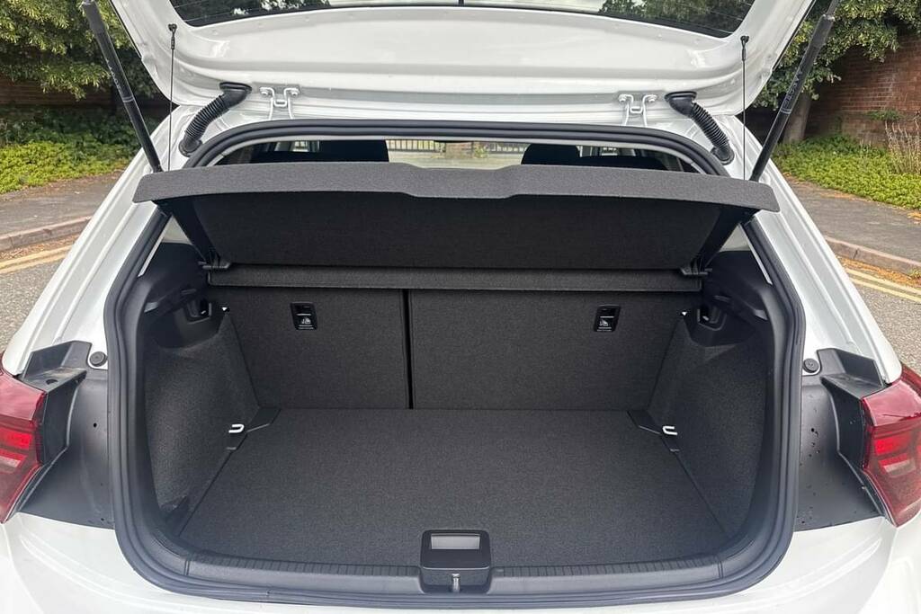 Volkswagen Polo 1.0 Tsi Match White #2