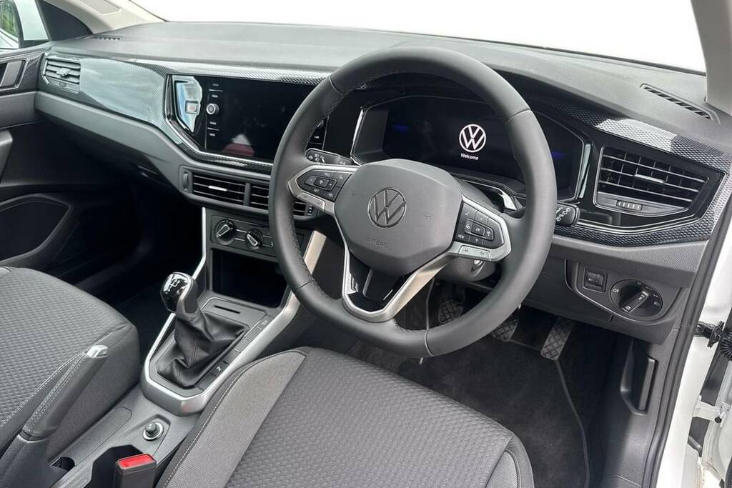Volkswagen Polo 1.0 Tsi Match White #4