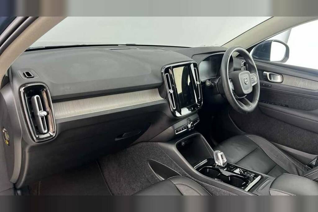 Volvo XC40 1.5 T3 163 Inscription Geartronic Blue #5