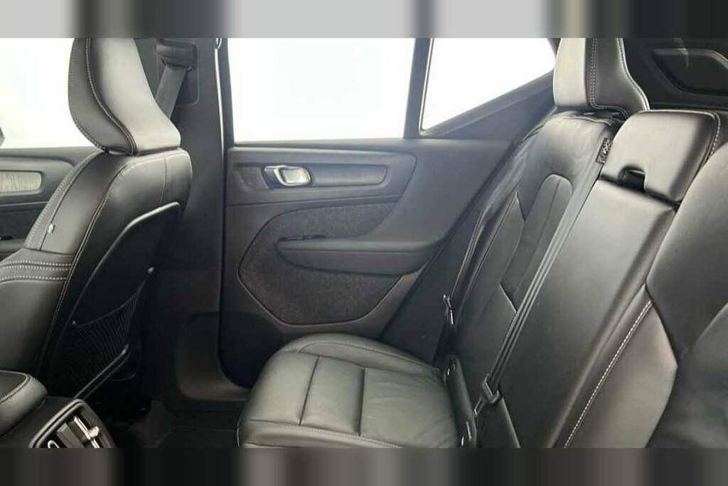 Volvo XC40 1.5 T3 163 Inscription Geartronic Blue #6