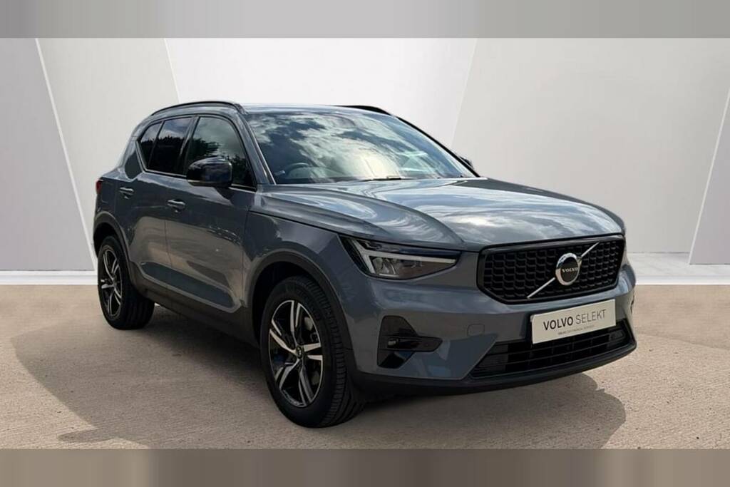 Volvo XC40 2.0 B3p Plus Dark Grey