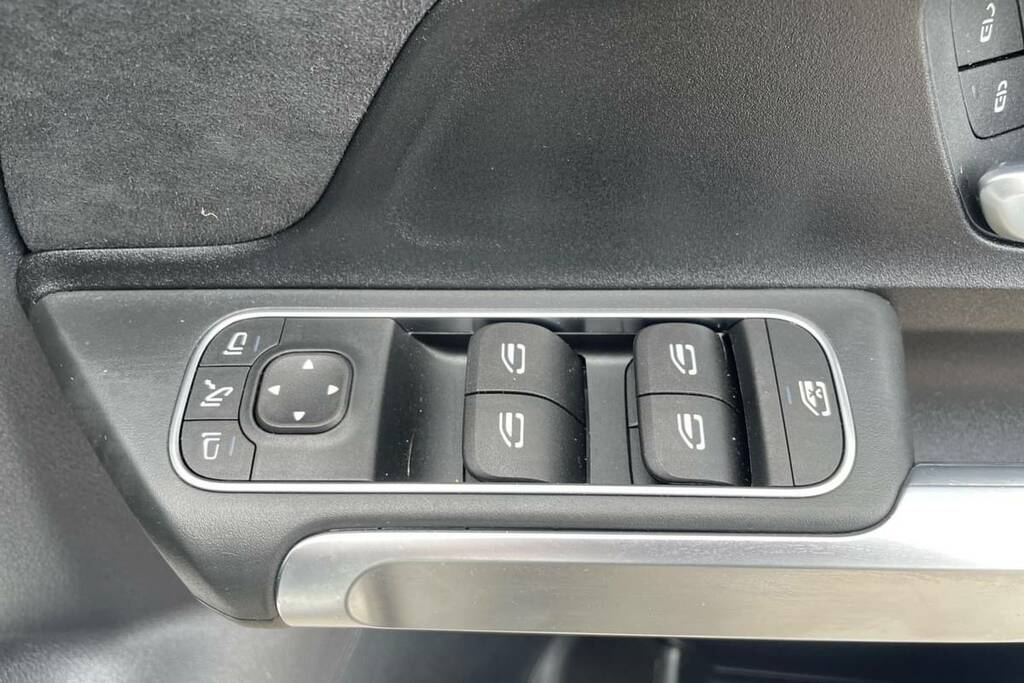 Mercedes-Benz GLB Class 200D Amg Line Premium Plus 8G-tronic White #5