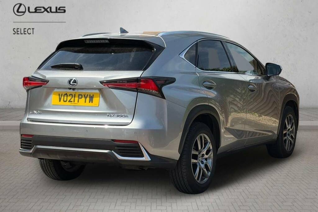 Lexus NX 300H 2.5 Cvt 8 Nav Silver #2