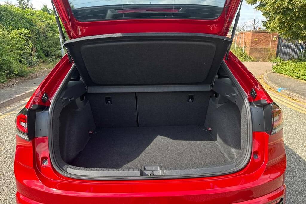 Volkswagen Taigo 1.0 Tsi 115 Black Edition Dsg Red #2