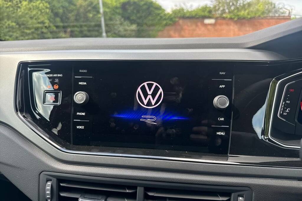 Volkswagen Taigo 1.0 Tsi 115 Black Edition Dsg Red #3