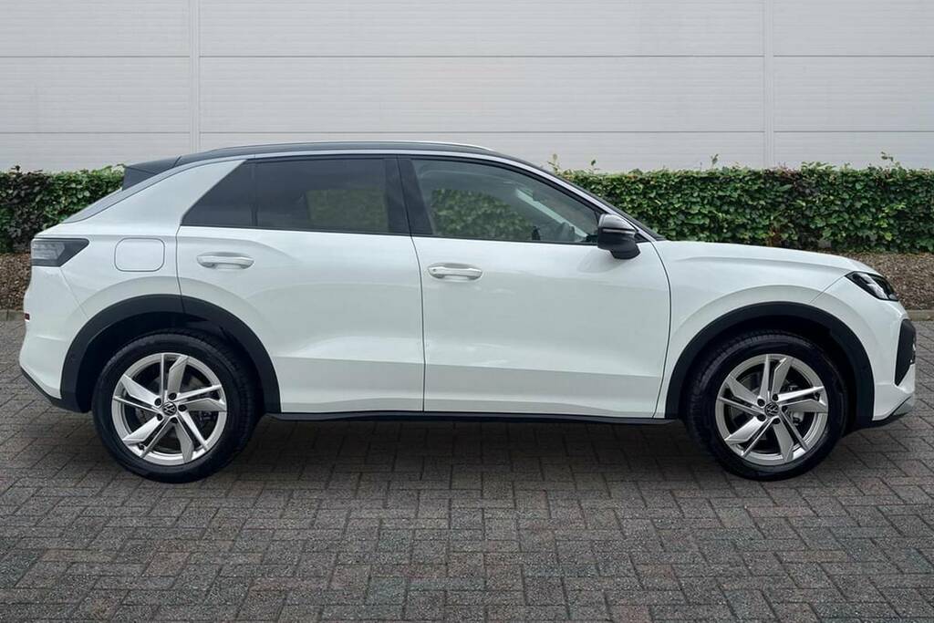 Volkswagen T-Roc 1.5 Etsi 150 Life Dsg Black #16