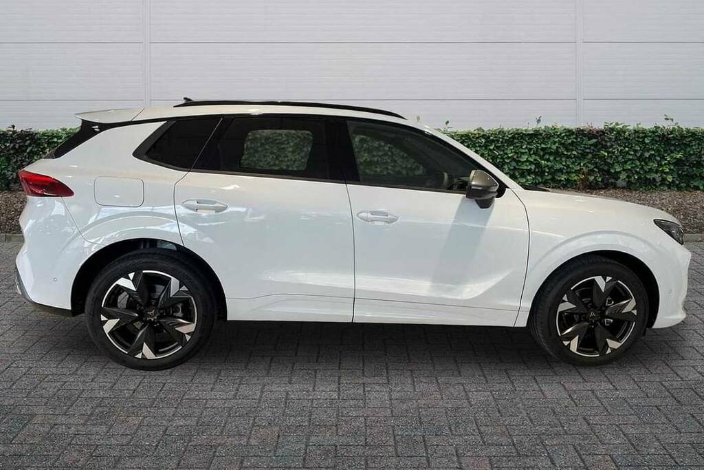 Cupra Terramar 1.5 Etsi 150 V2 Dsg BL26NCO White #4
