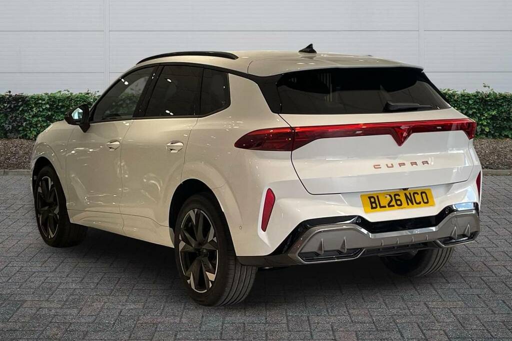 Cupra Terramar 1.5 Etsi 150 V2 Dsg BL26NCO White #5