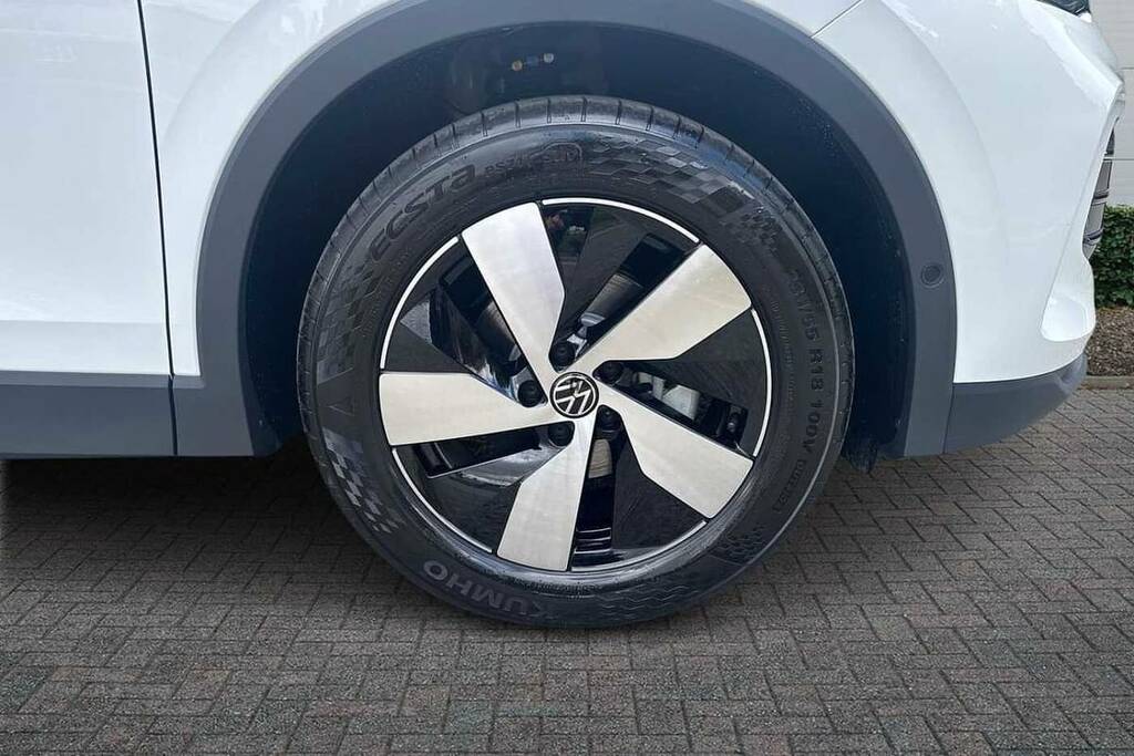 Volkswagen Tiguan 1.5 Etsi 150 Match Dsg FM26RFF White #5
