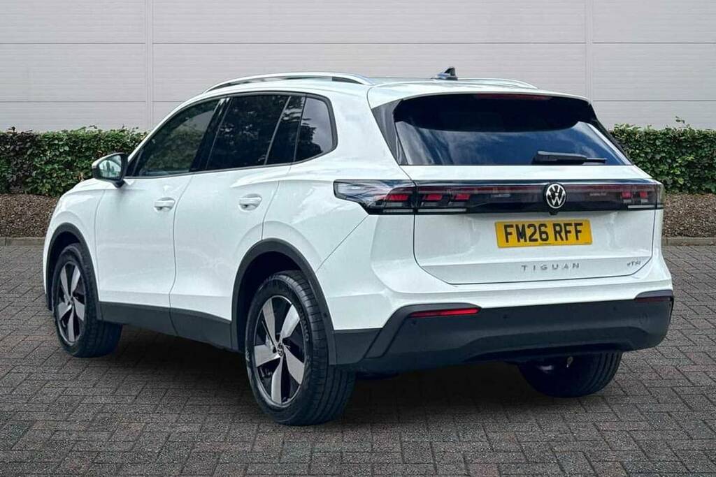 Volkswagen Tiguan 1.5 Etsi 150 Match Dsg FM26RFF White #3