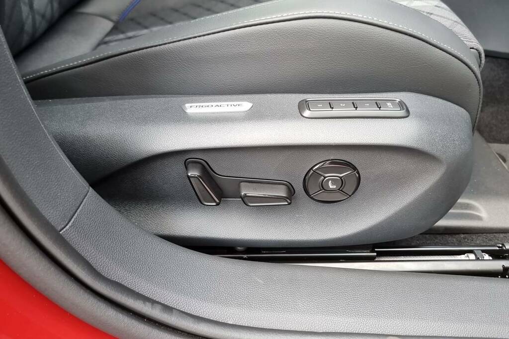 Volkswagen Passat Etsi Mhev R-line Dsg Euro 6 5-Door Grey #10