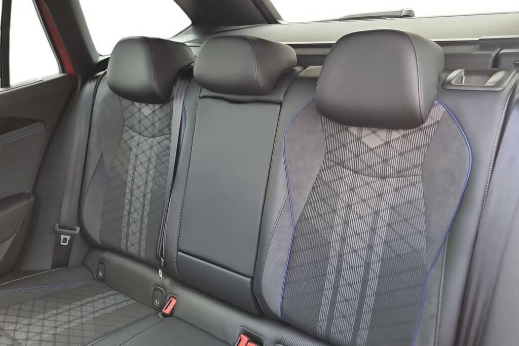 Volkswagen Passat Etsi Mhev R-line Dsg Euro 6 5-Door Grey #24