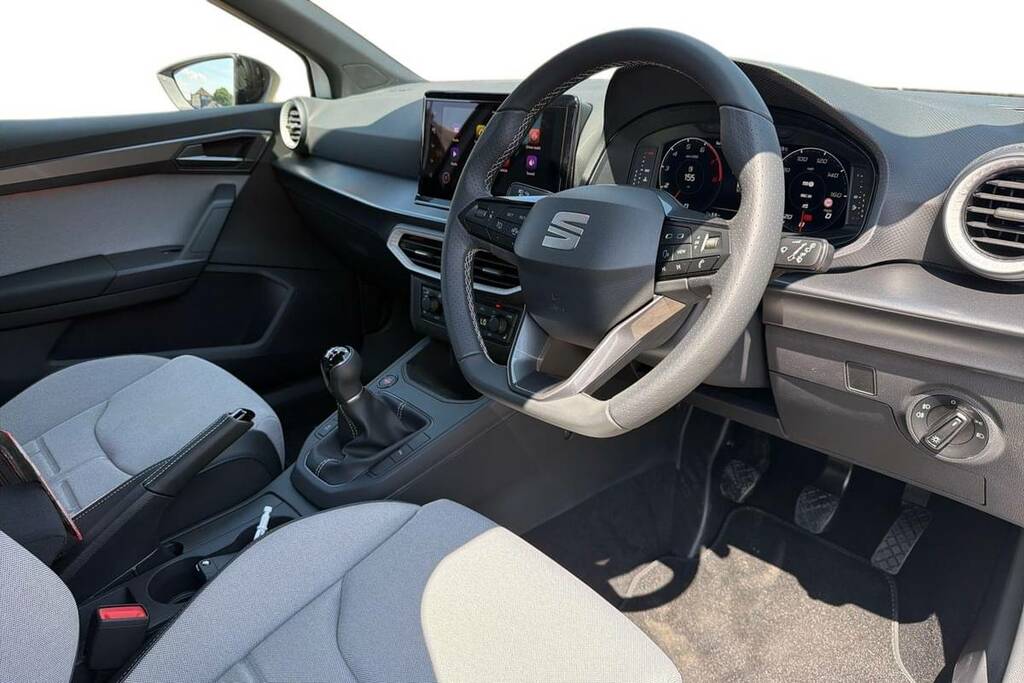 Seat Ibiza 1.0 Tsi 115 Fr Sport VA26LKV White #4