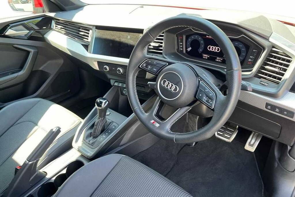 Audi A1 35 Tfsi S Line S Tronic BA24YBP Red #6