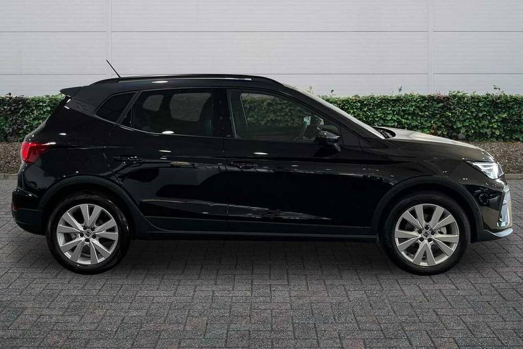 Seat Arona 1.0 Tsi 115 Fr First Edition Dsg BJ26ZHG Black #4