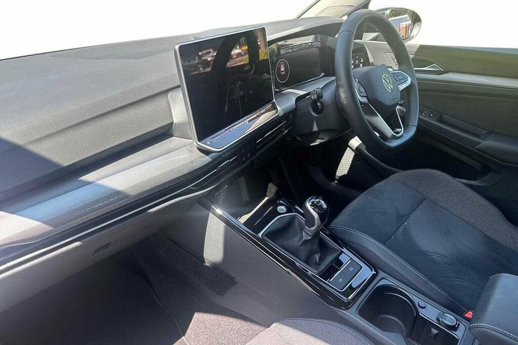 Volkswagen Golf 1.5 Tsi 150 Style GL25VNU Black #2