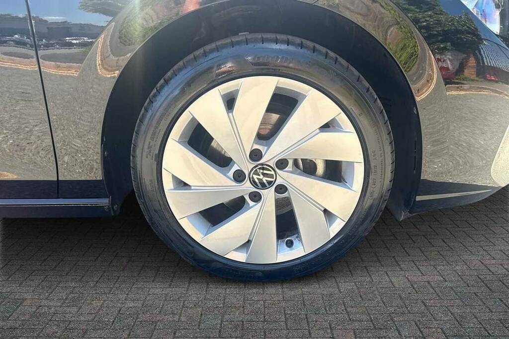 Volkswagen Golf 1.5 Tsi 150 Style GL25VNU Black #5