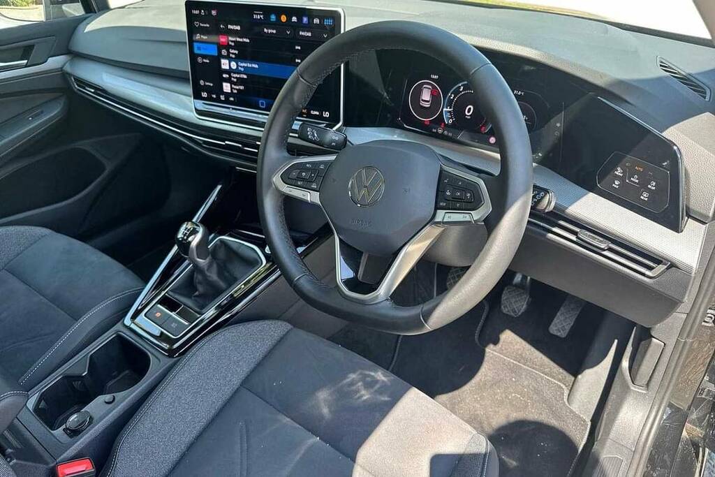 Volkswagen Golf 1.5 Tsi 150 Style GL25VNU Black #6
