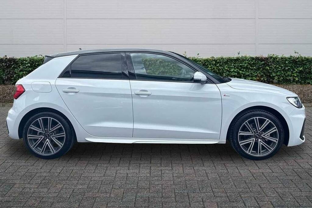 Audi A1 30 Tfsi S Line S Tronic VE26CHK White #4