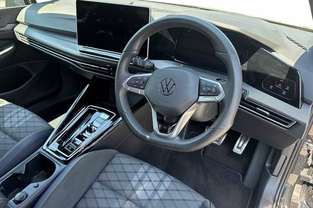 Volkswagen Golf 1.5 Etsi 150 R-line Dsg GL25JTO Black #6
