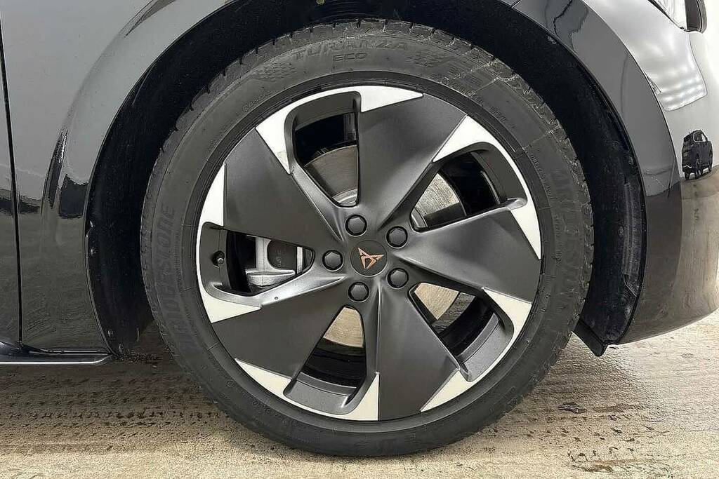 Cupra Born 170Kw E-boost V2 59Kwh KW75NZR Black #5