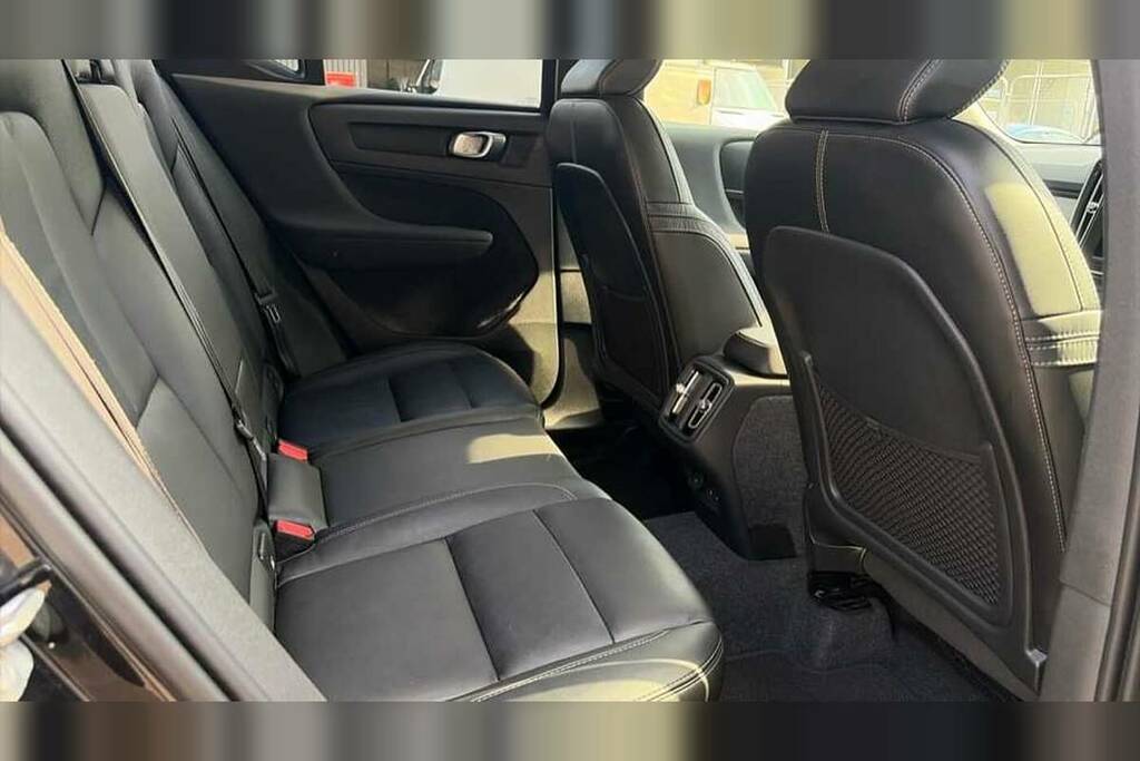 Volvo XC40 2.0 B4p Ultimate Dark CF23LYZ Black #6