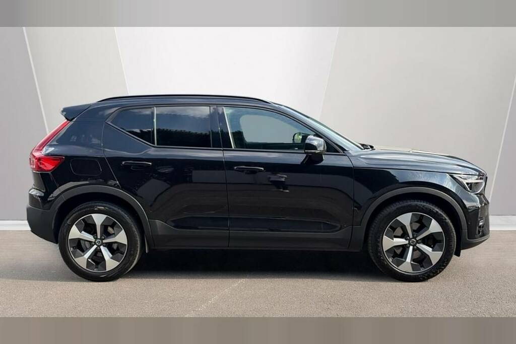 Volvo XC40 2.0 B4p Ultimate Dark CF23LYZ Black #3