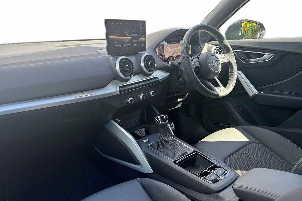 Audi Q2 35 Tfsi S Line S Tronic VA26JBU Grey #2