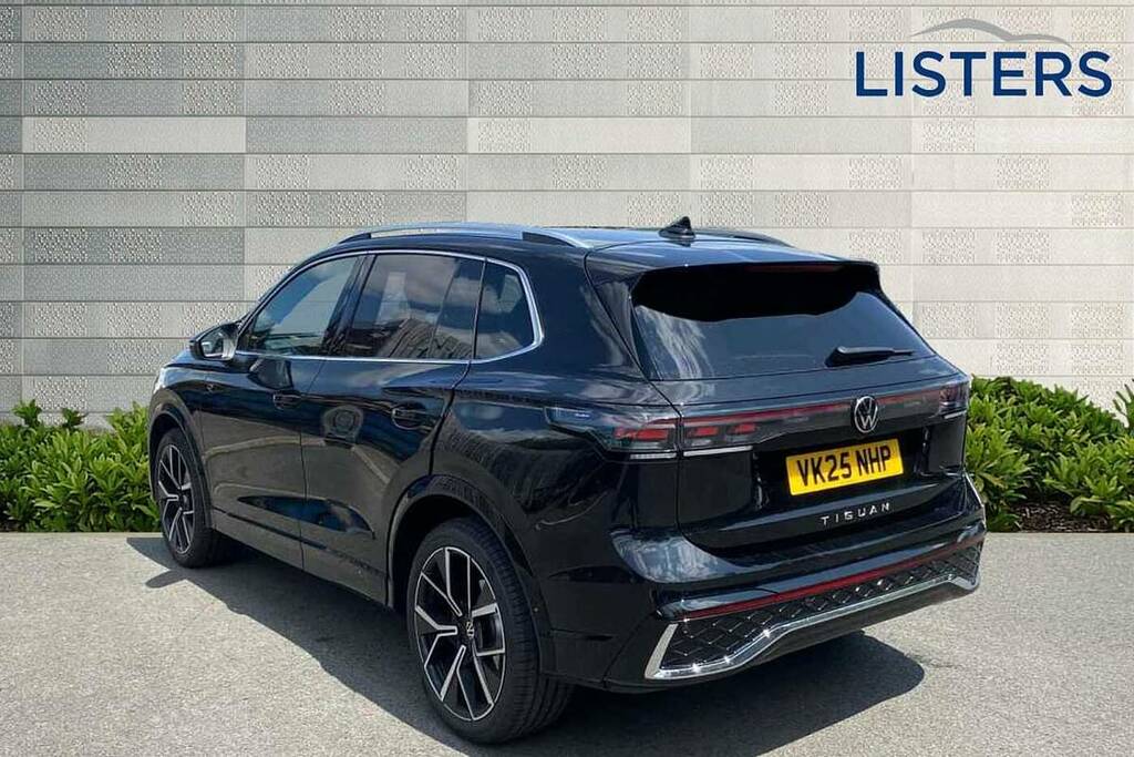 Volkswagen Tiguan 2.0 Tdi R-line Dsg VK25NHP Black #3