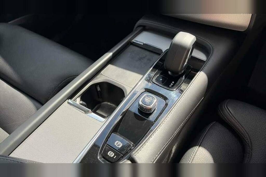 Volvo XC90 Recharge R-design Pro, T8 Awd Plug-in Hybrid, 7 Se Grey #17