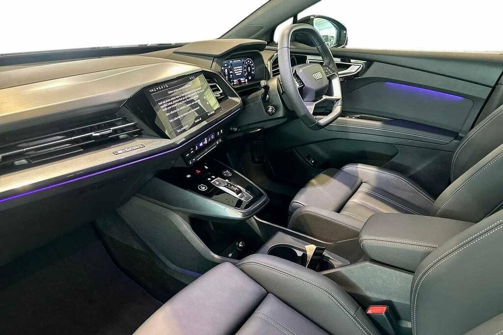 Audi Q4 E Tron 210Kw 45 82Kwh Black Edition Grey #2