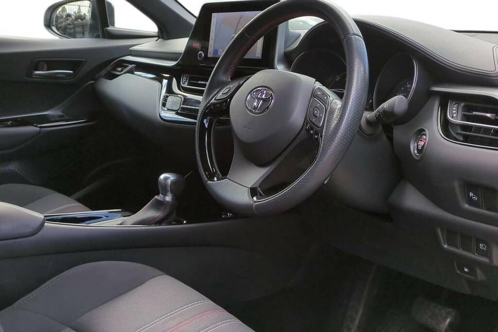 Toyota C-Hr 1.8 Hybrid Excel Cvt White #11