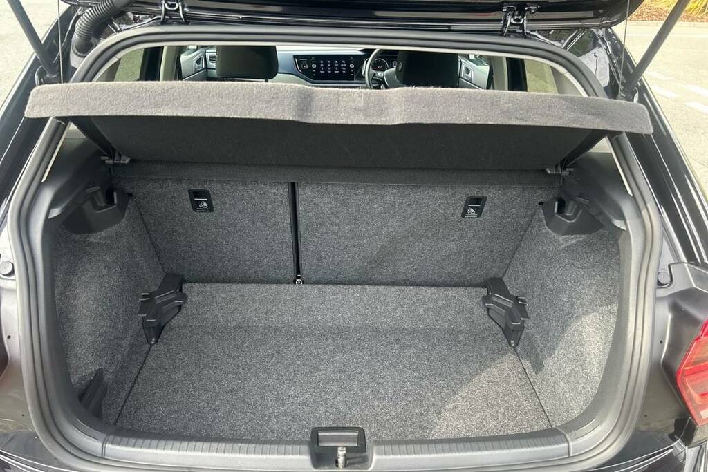 Volkswagen Polo 1.0 Tsi 95 United BK70YVS Black #2