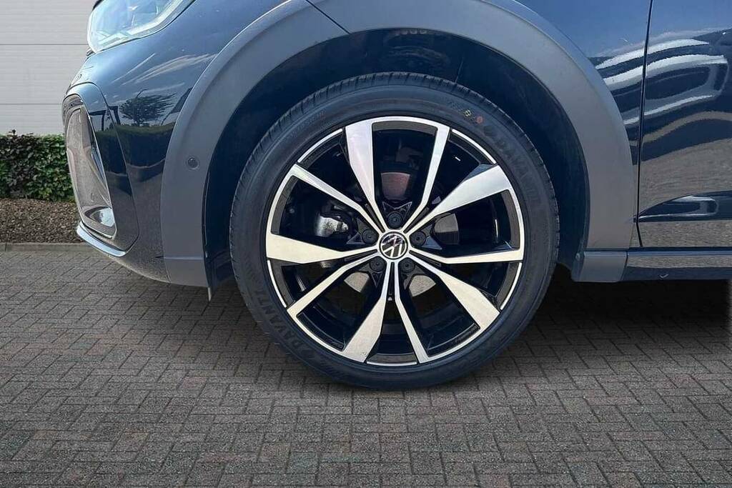 Volkswagen Taigo 1.0 Tsi 110 R-line BG23CHD Black #5